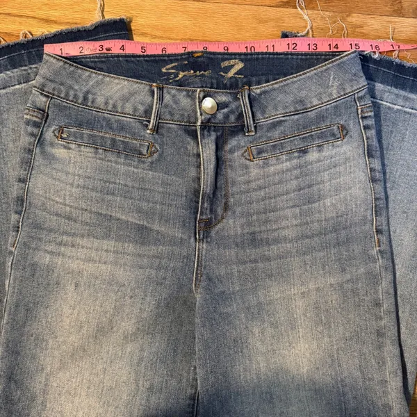 Seven7 Pacifica High Rise Wide Leg Jeans Medium Wash Raw Hem Size‎ 8 - Image 4
