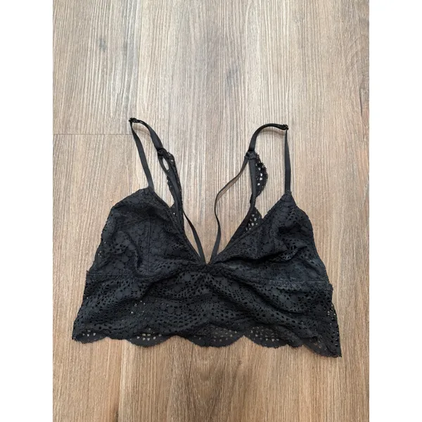 Victoria's Secret Black Lace‎ Bralette V-Neck Cage Strap Scalloped Eyelet Size M - Image 2