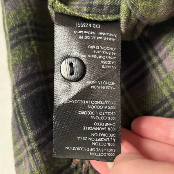 Pilcro Anthropologie Embroidered Sequin Plaid Flannel Shirt Size Small - Image 6