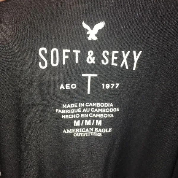 American Eagle embroidered boho long sleeve black M shirt - Image 3