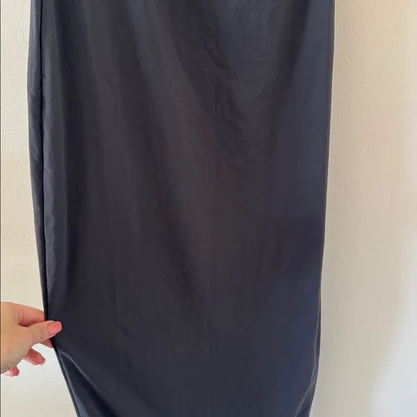 SKIMS Onyx Fits Everybody Sleeveless Spaghetti Straps Slip Dress Size Large, $88 - Image 4