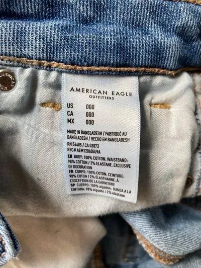American Eagle Outfitters Mom Shorts - Image 4