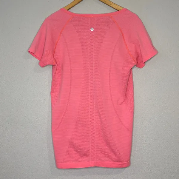 Lululemon Swiftly Tech V neck short sleeve athletic tee top flash pink size 10 - Image 4