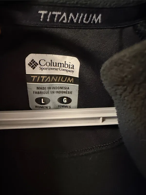 Columbia Titanium Women’s Fleece Vest – Black – Size Large - Image 5