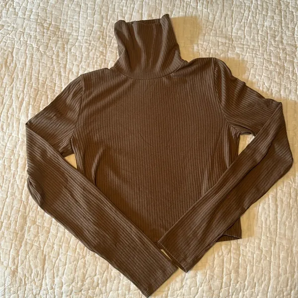 Madewell ribbed super crop turtleneck top in castle rock - Image 3