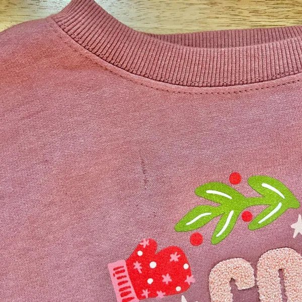 New Berry "Cozy Season" Christmas Winter Graphic Sweatshirt Size L - Image 3