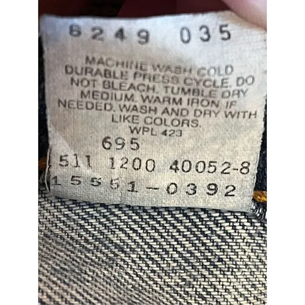 Vintage Levi’s 550 relax fit tapered leg 14M jeans (3543) - Image 8