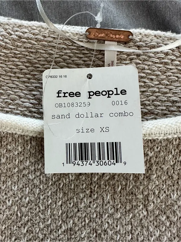 Free People XS Oversized Knit Pullover Sweater Beige Cream NWT - Image 4