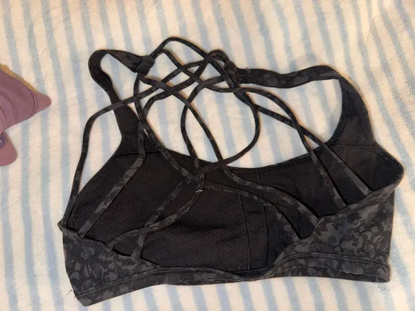 Lululemon sports bra - Image 2