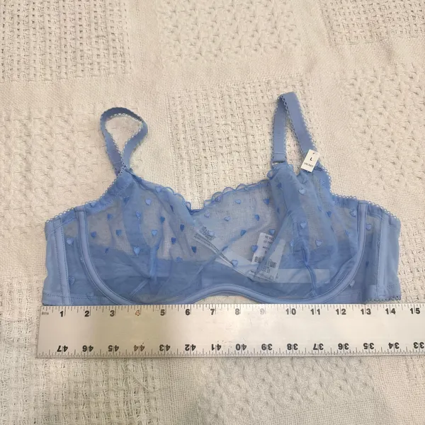 PINK Victoria’s Secret large Wink unlined heart embroidered scoop bra BC3 3211 - Image 3