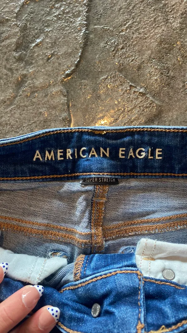 American Eagle outfitters jean shorts super stretch - Image 2