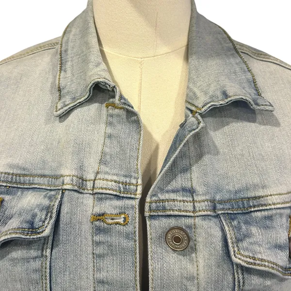 KanCan Crop Frayed Denim Jacket Boho Chic Light Wash Large Distressed Y2K Vibe - Image 3