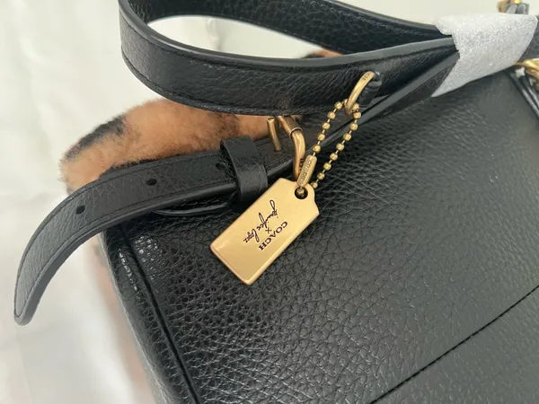 Coach X Jennifer Lopez Pennie Backpack 22 In Signature Shearling - Image 5