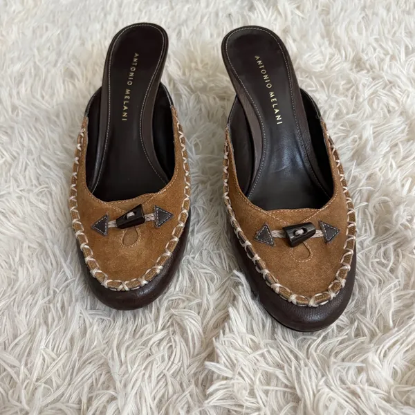 Antonio Melani Brown Suede Leather Mules Heels Size 8M Slip On‎ Shoes - Image 2