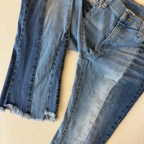 LITZ Premium Denim Two Tone Flare Jeans Blue Panel‎ Raw Hem Size 27 - Image 6