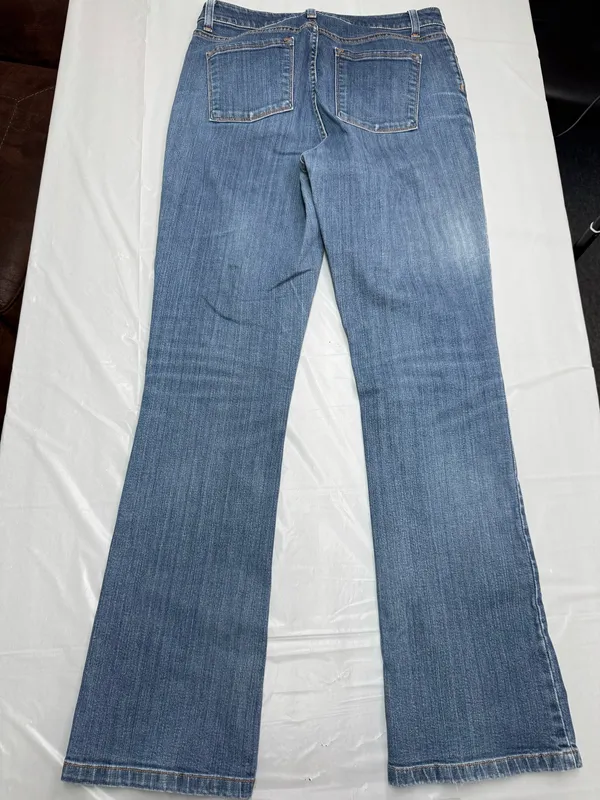 L.L. Bean Classic Fit Jeans Size 8 - Image 3