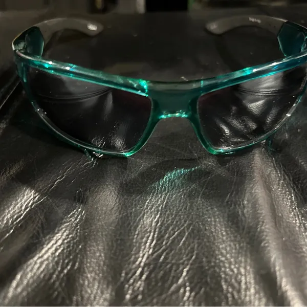 Identity Stylish Green Sunglasses - Image 11