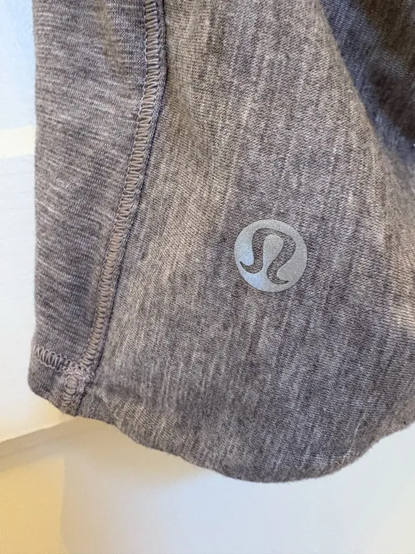 Lululemon Women’s Shirt - Image 3