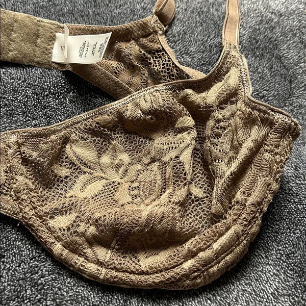 Vintage Victoria’s Secret brown lace unlined very sexy bra 38B - Image 10