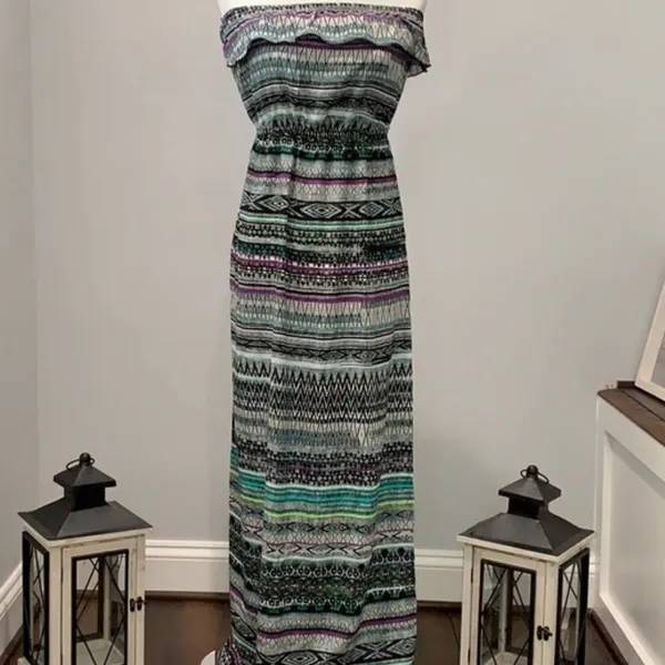 ✨ Trixxi Maxi Dress✨ - Image 2