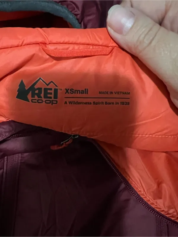 REI Co-Op Flash Insulated Hybrid Lightweight Packable Burgundy Hooded‎ Jacket - Image 11