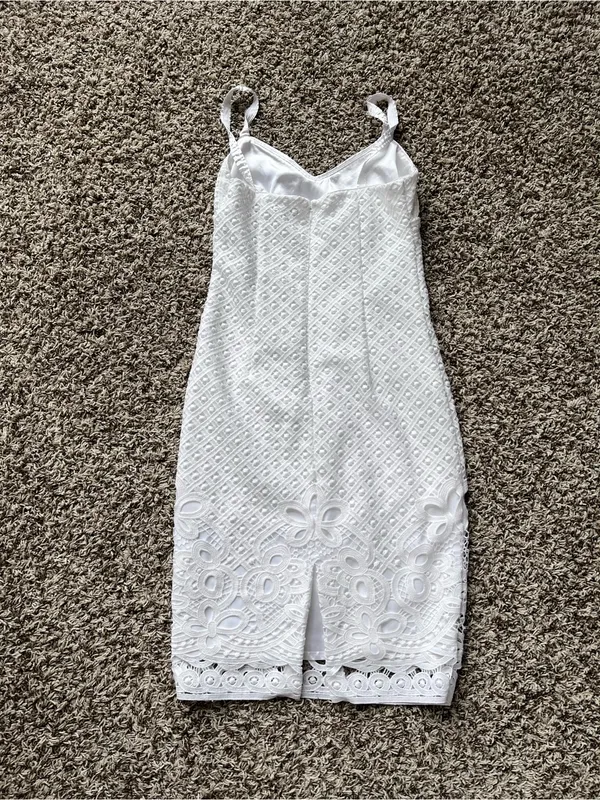 White House Black Market Lace Dress - Image 7