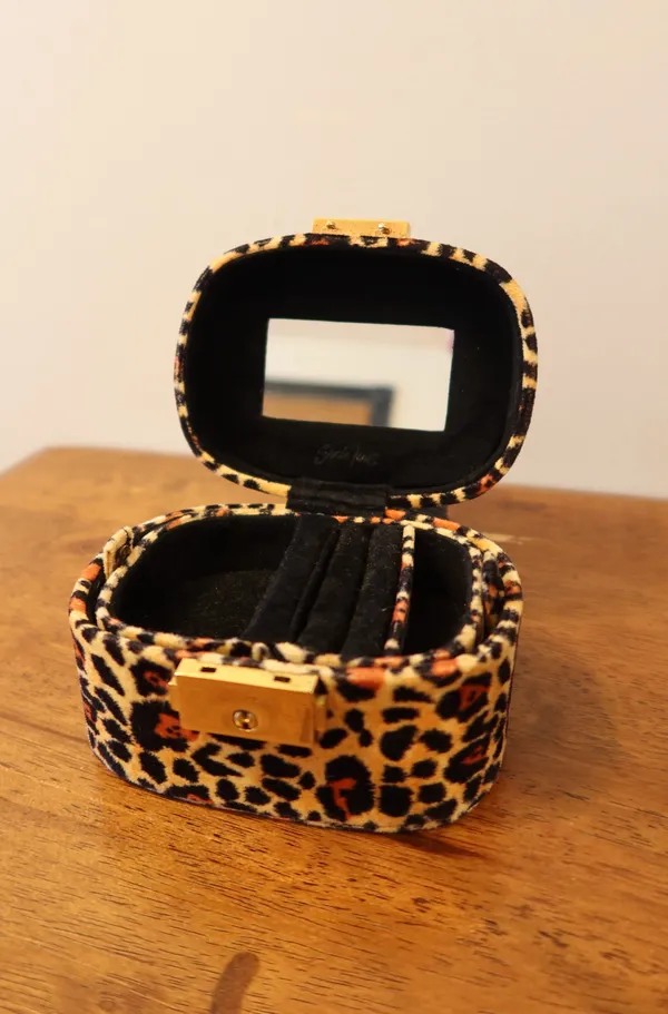 Susan Faris Animal Print Faux Fur Mirror Jewelry Case - Image 3