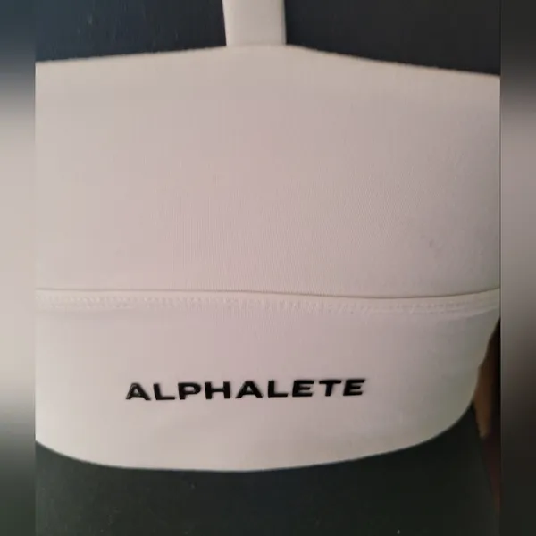Alphalete Sport Bra - Image 3