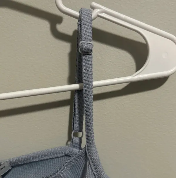 Light blue cami Size M - Image 4