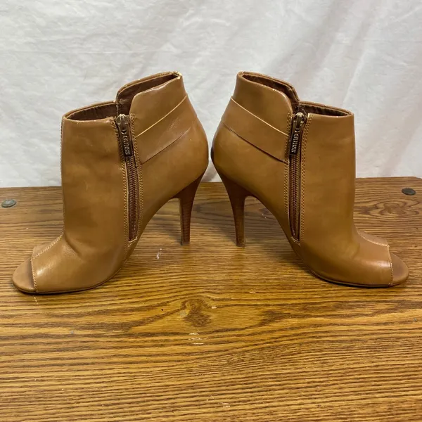 Guess Booties Peep Toe Stiletto Heel Ankle Boots‎ Tan Brown Bow Detail 6.5M - Image 3