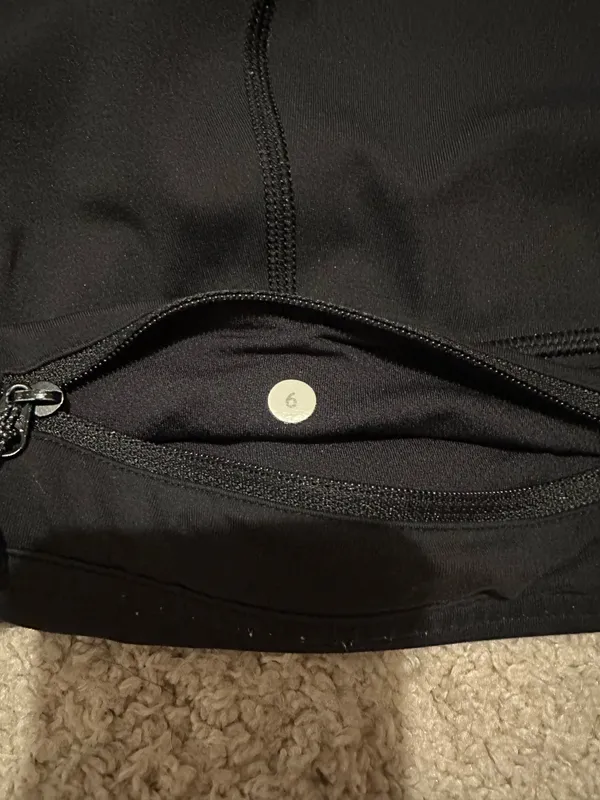 Lululemon Black Athletic Crop Leggings - Image 7