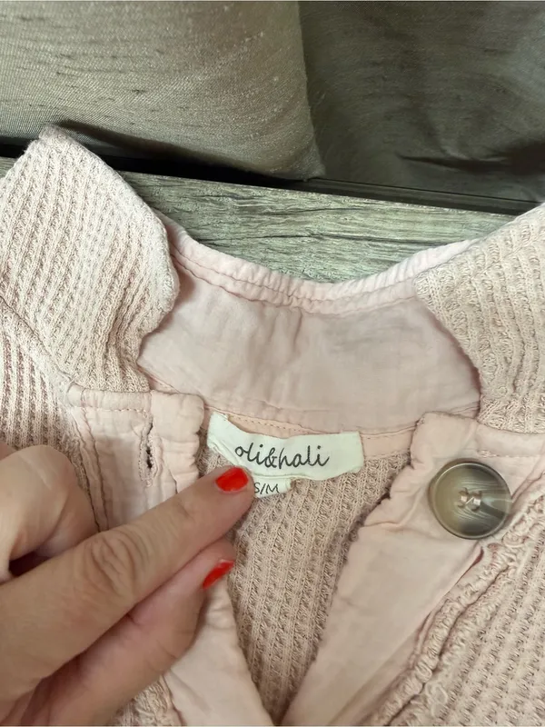 Oil and Hali light pink waffle pink shacket size s / m - Image 3