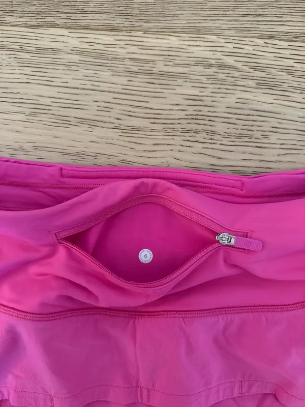 Lululemon Speed Up Shorts - Image 4