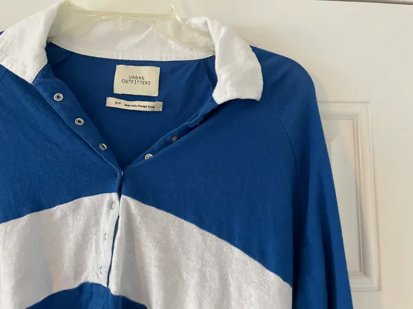 Cropped Long Sleeve - Image 6