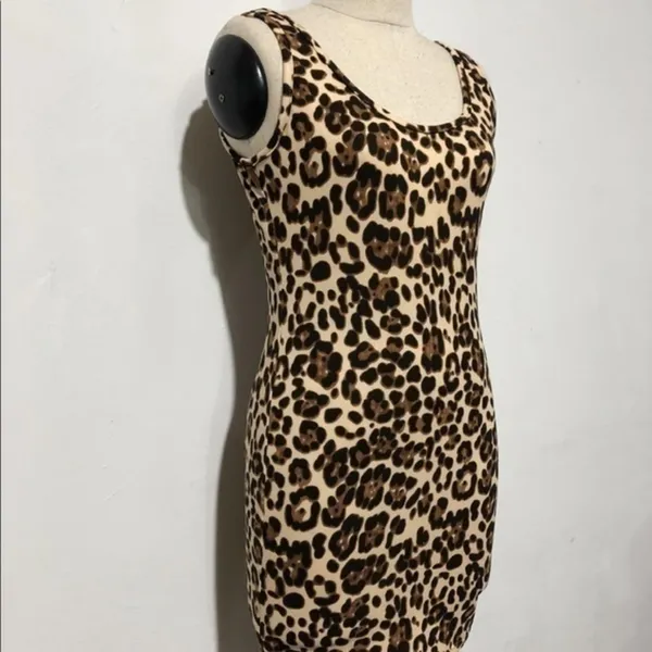 Leopard Print Bodycon Mini Dress NWT Brown Size M - Image 8