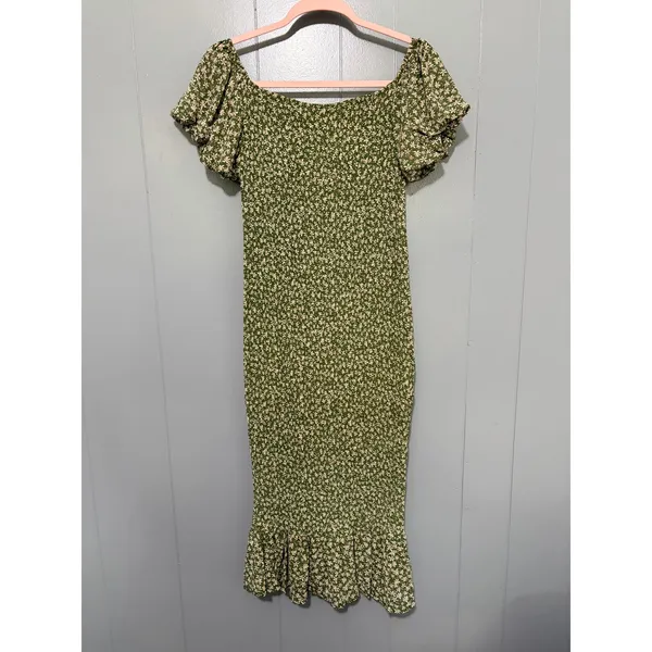 Petal + Pup Claire Green Floral Smocked Off The Shoulder Fitted Midi Dress 8 - Image 5