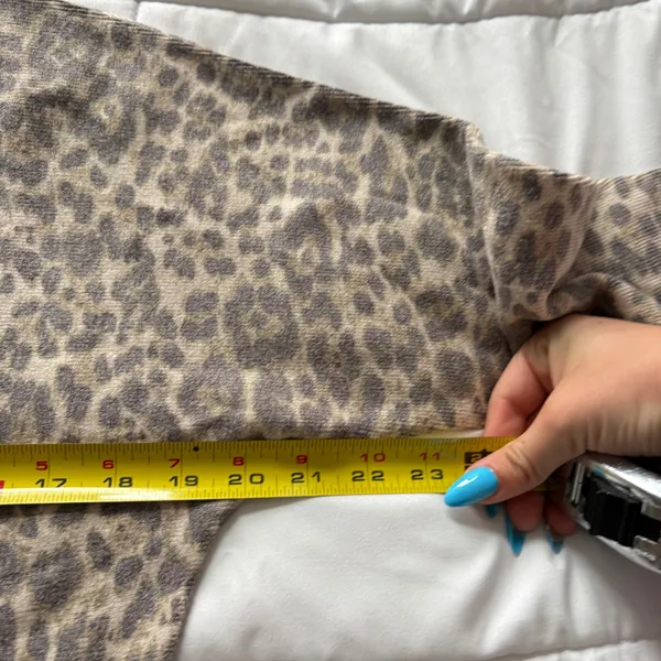 Sioni Leopard Print Dolman Sleeve Knit Sweater‎ Womens Small Top Tan Grey Office - Image 4