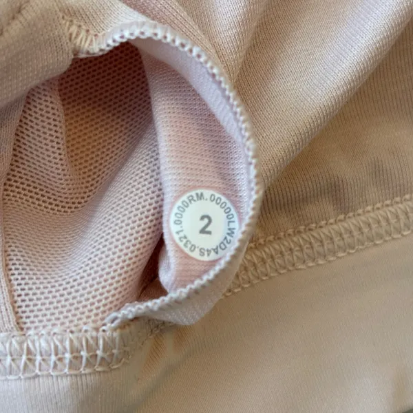 Lululemon In Alignment Straight-Strap Bra Womens Sz 2 Dusty Rose Adjustable Yoga - Image 6