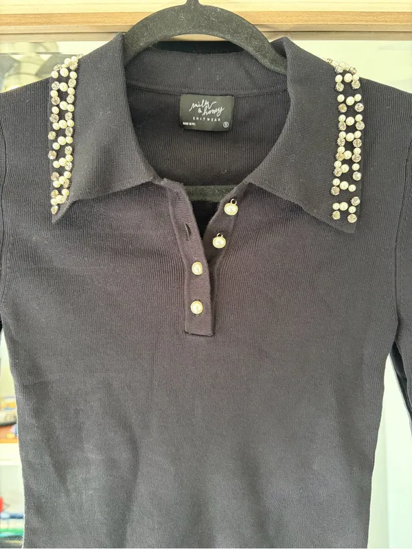 Milk & Honey Long Sleeve Embellished Collard Shirt Diamond and Pearl size Small - Image 2