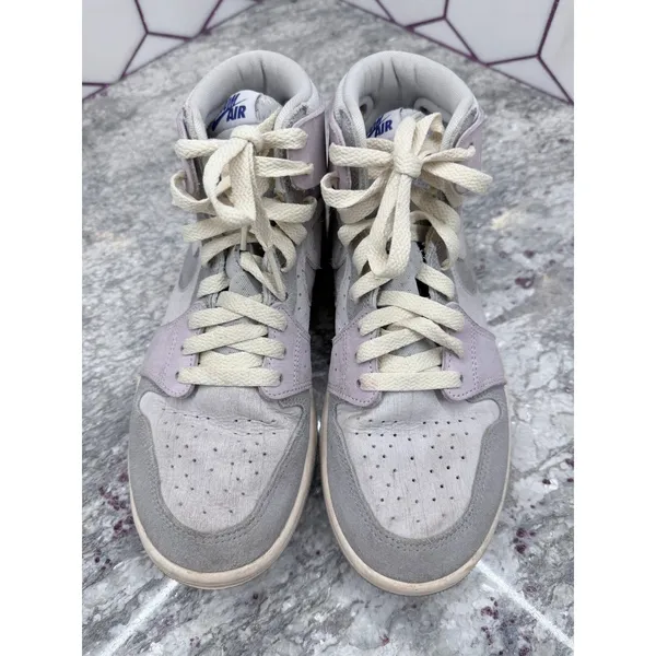 Nike Women's Air Jordan 1 Zoom CMFT Light Smoke Grey and Barely Grape Size 6.5 - Image 5