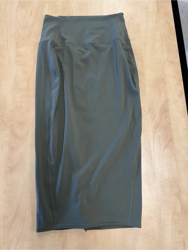 Lululemon Nulu Slim-Fit High-Rise Midi Skirt Green Size 6 2024 Square Dot - Image 4