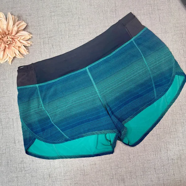 Lululemon Real Quick High Rise Athletic Shorts Simply Radiant Hunter Green Black - Image 3