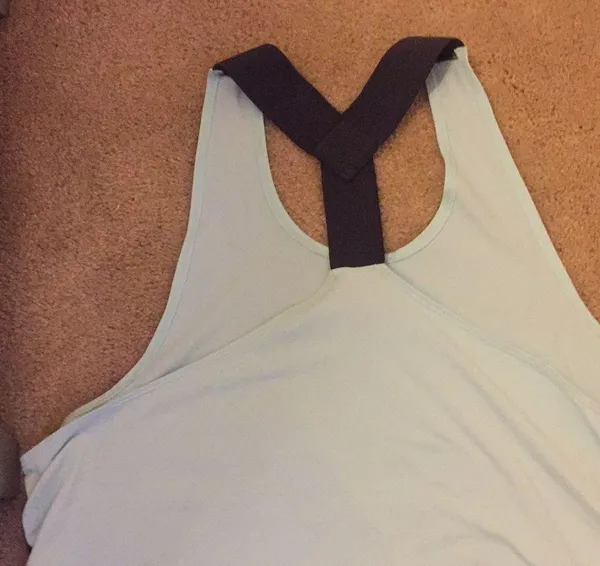 Baby blue workout top. Size XL - Image 6