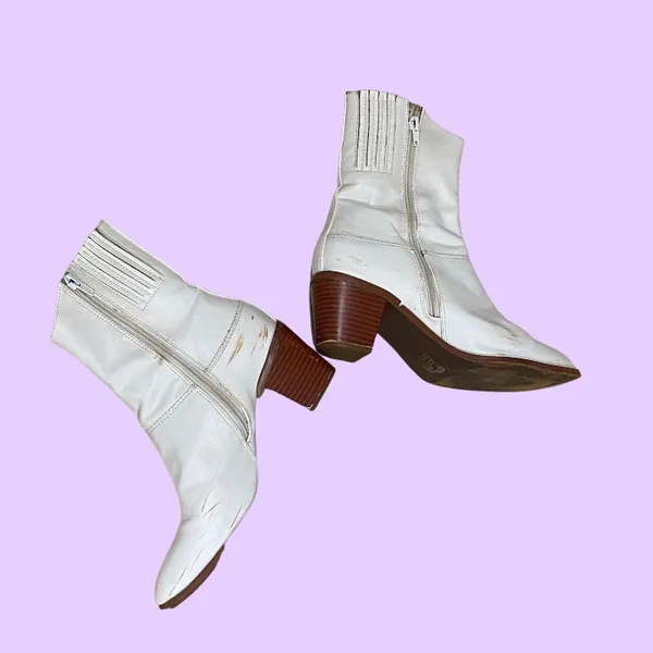 The perfect white pointed toe ankle heeled boots 🔥 Size 7 - Image 3