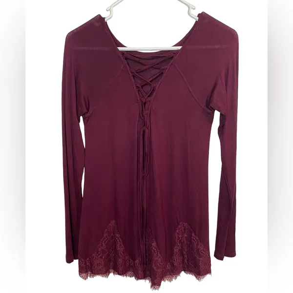 Altar'd State Maroon Long Sleeve Blouse With Lace‎ Size Small Laced Back Whimsy - Image 2