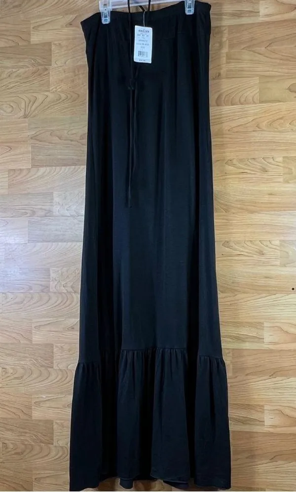 Eyelash Couture Size Large Black Maxi Dress with Tie Neck - Image 12
