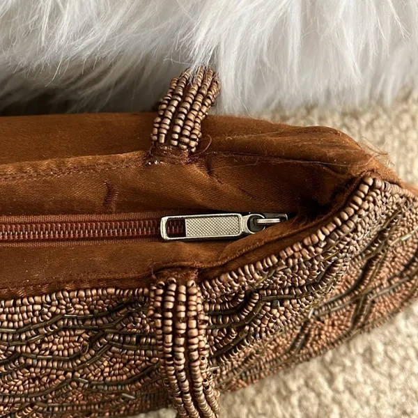 Vintage brown beaded fish scale triangle shape double handle satin handbag purse - Image 10