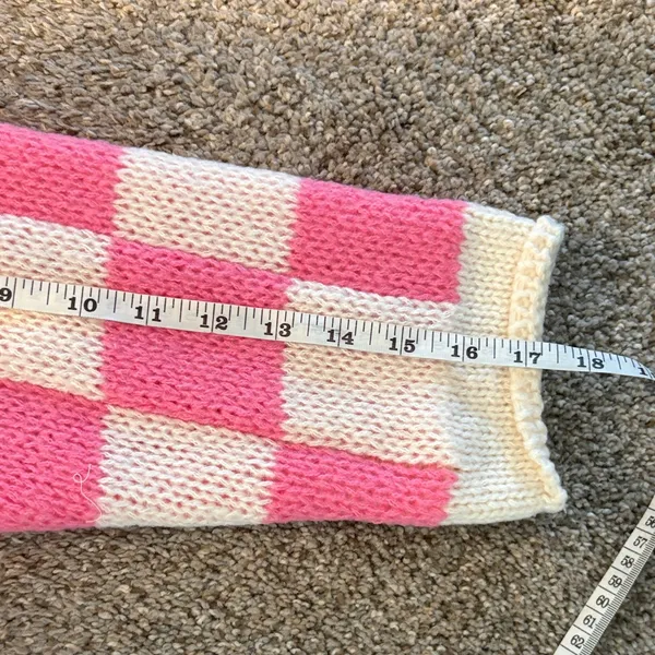 BiBi Pink and Cream Checkered Chunky Sweater Size M - Image 12
