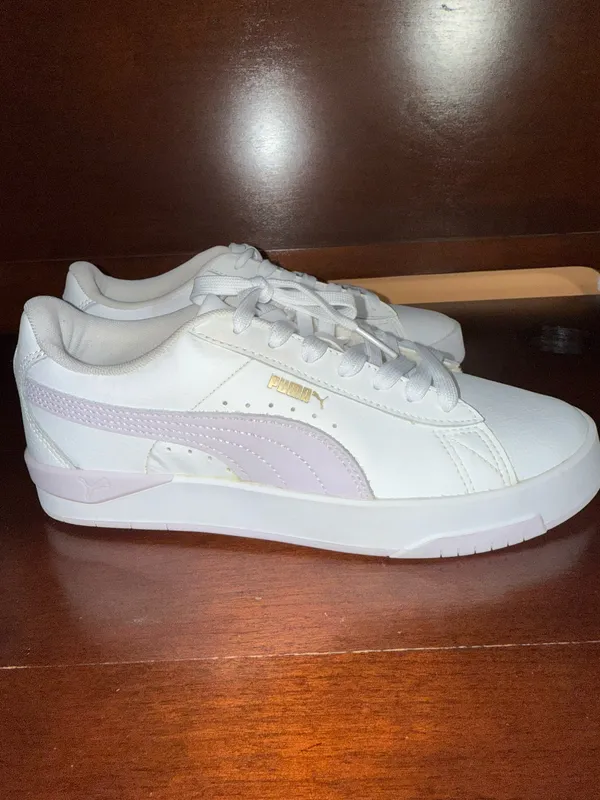 Puma Women’s size 7.5  - Image 3