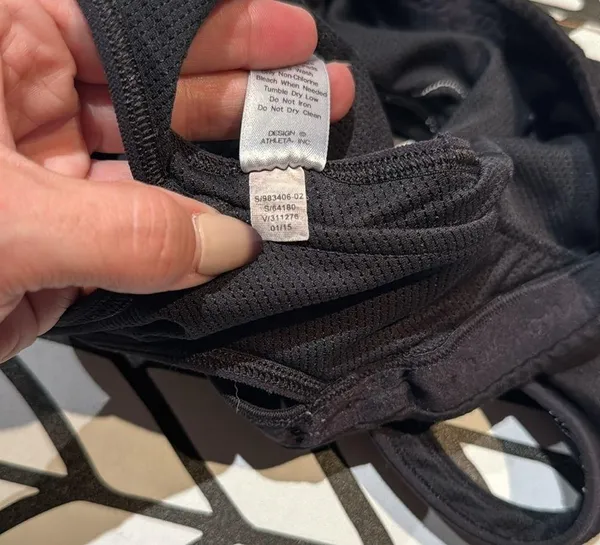 Athleta Double Dare Sports Bra in Black size XS - Image 5